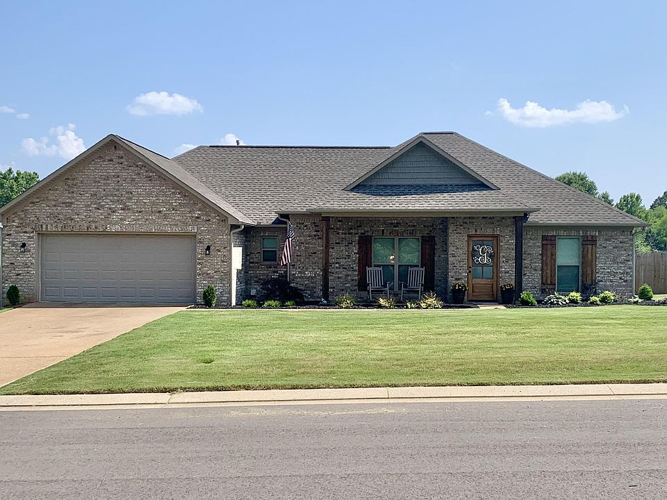 1st image of 35 Shady Meadow Dr