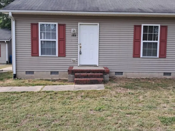 1515 Pollard Ave, Burlington, NC 27217