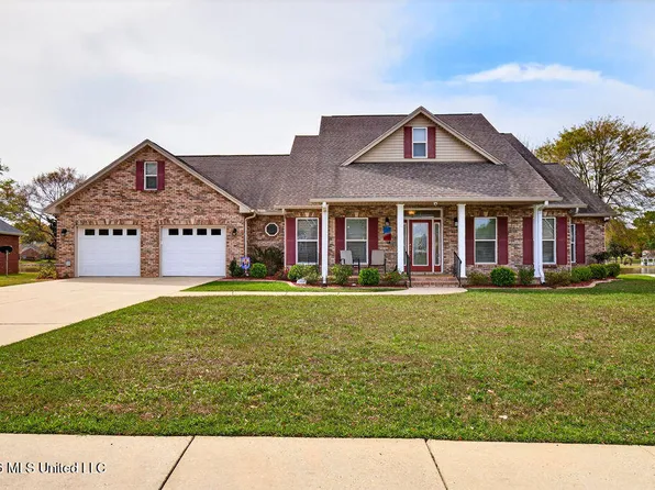 15422 Overlook Dr, Gulfport, MS 39503