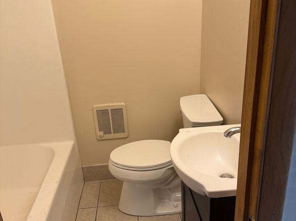 1212 N Severance St APT 5