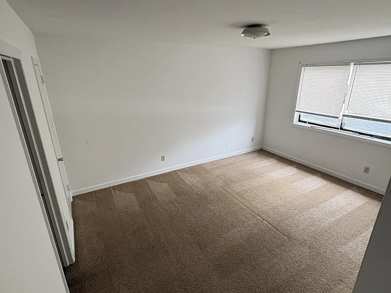 1023 S Church St #1-C — Photo 3