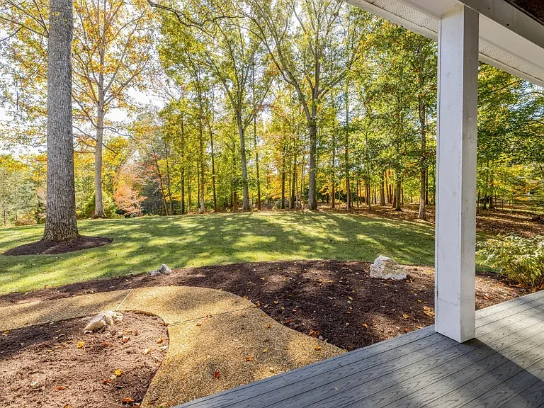 4245 Wood Thrush Ln — Photo 7