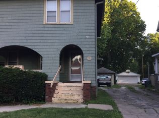 751 W Douglas Ave, Jacksonville, IL
