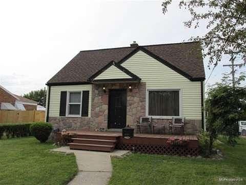 4th image of 17104 Mayfield St
