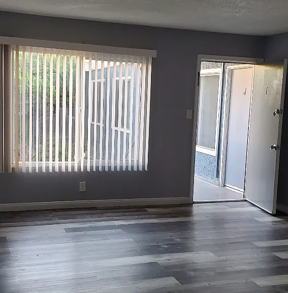 3301 Tecumseh Ave #B — Photo 11