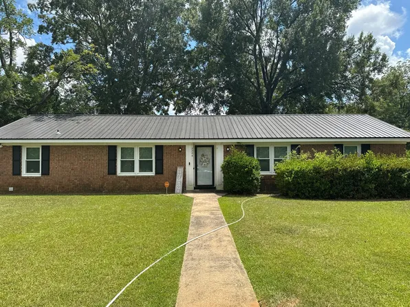 2204 Friar Tuck Ln, Albany, GA 31707