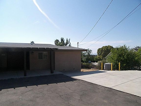 3rd image of 2515-17 Entrada Ave