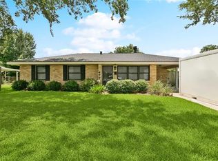 477 Oak St, Norco, LA 70079