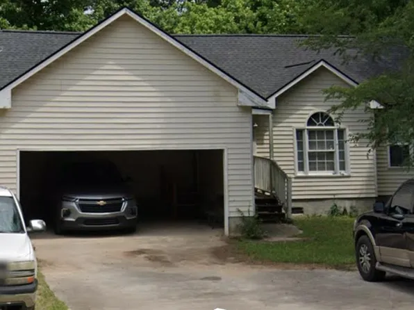 2048 Bondsview Rd, Macon, GA 31217