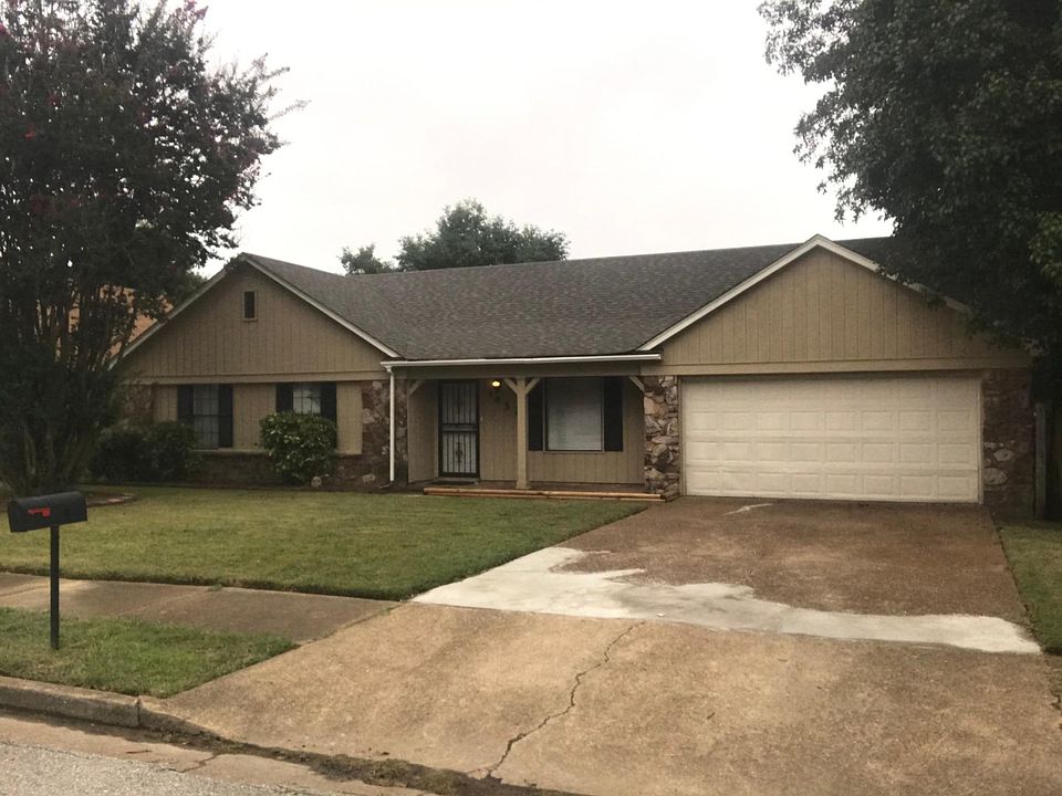 1st image of 4652 Chelwood Dr