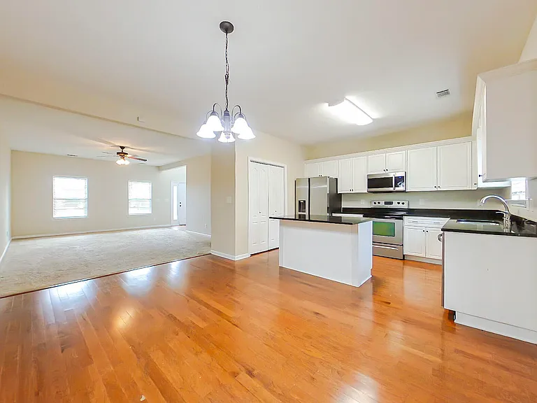 532 Capstone Way — Photo 11