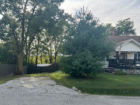 3rd image of 175 S Sunnyside Rd