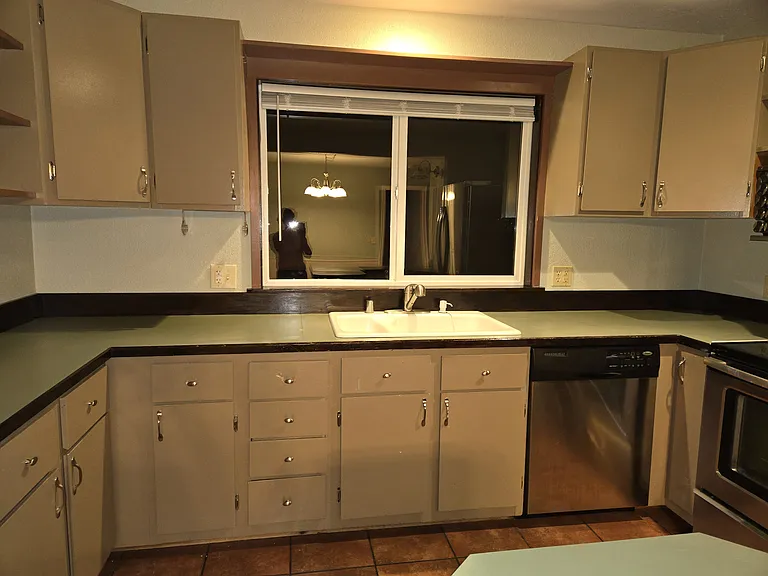 2900 Orleans St — Photo 11