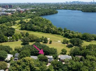 9 Blanchard Rd, Cambridge, MA 02138