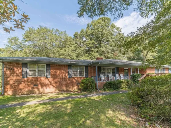 1645 Highpoint Rd, Snellville, GA 30078