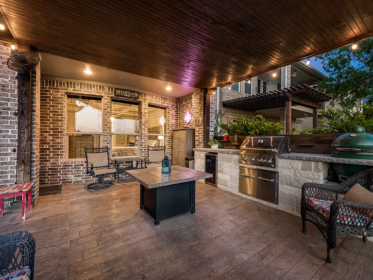 2129 Portwood Way — Photo 32