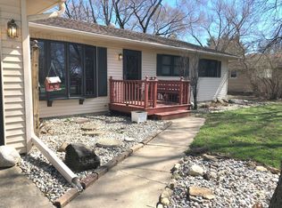 1915 Bittersweet Dr, Saint Anne, IL 60964