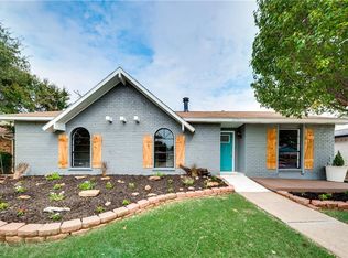 6101 Magnolia Ln, Rowlett, TX 75089