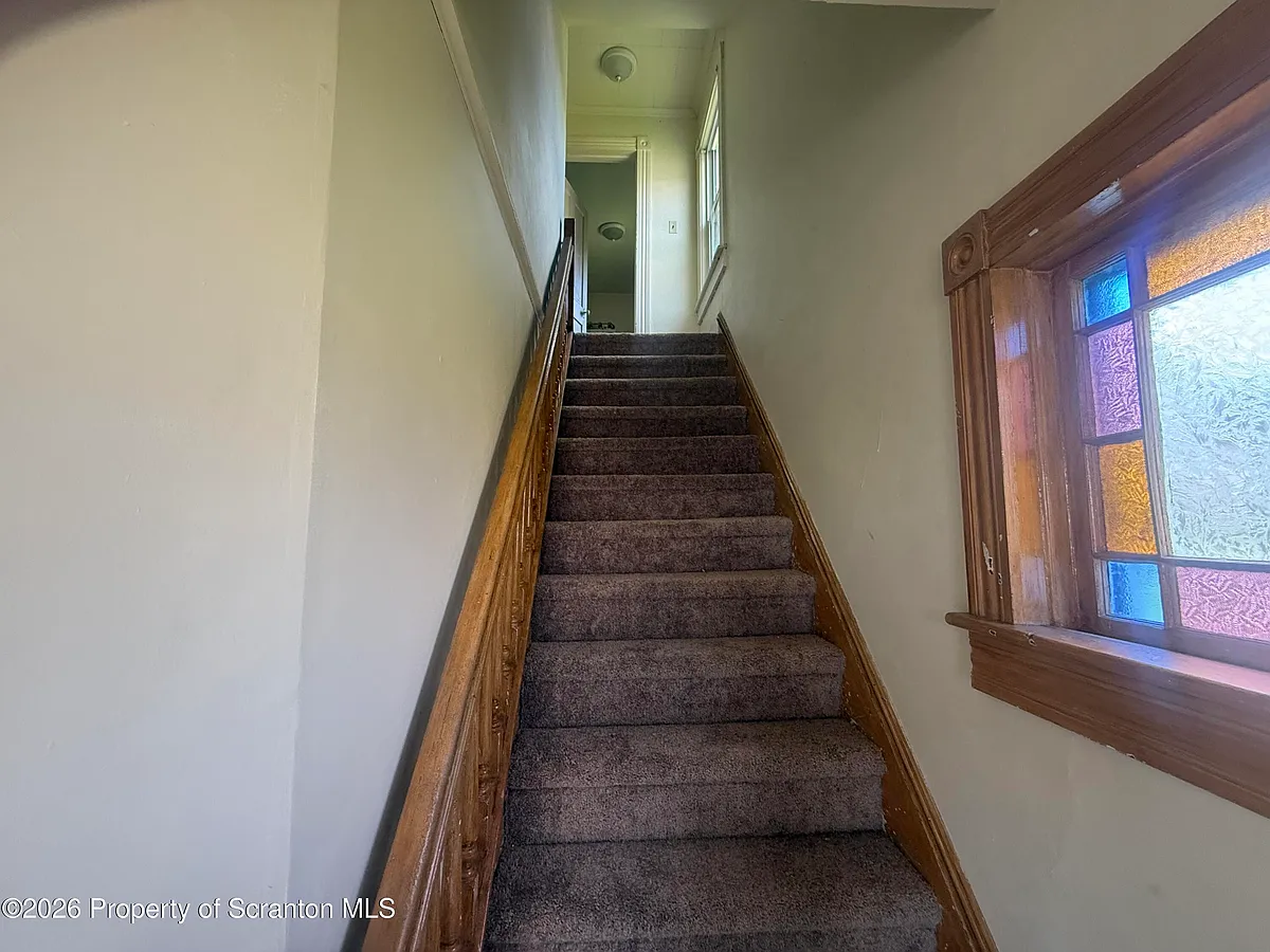 Building Photo - 1315 Farr St #2