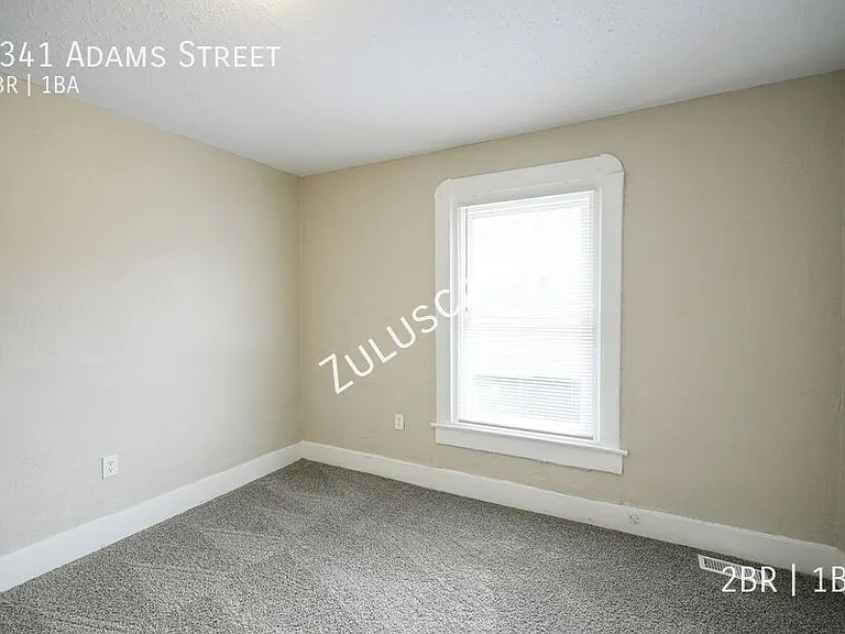 2341 Adams St — Photo 10