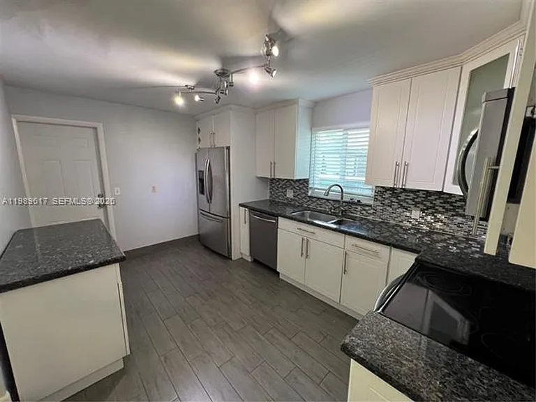 432 Palmetto Dr #0 — Photo 14