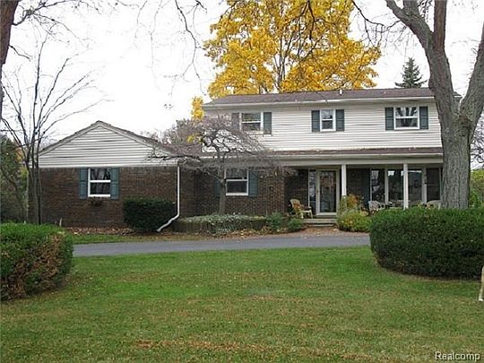 1st image of 1181 Long Lake Dr