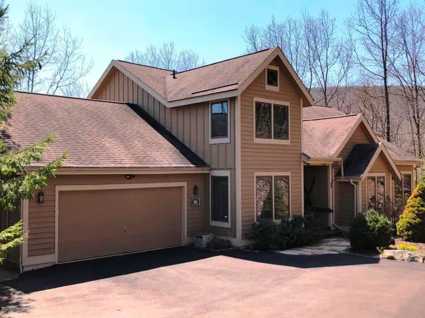 465 Cedar Ct, Tannersville, PA 18372