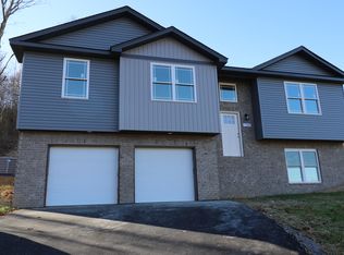 715 Central Heights Rd, Blountville, TN 37617