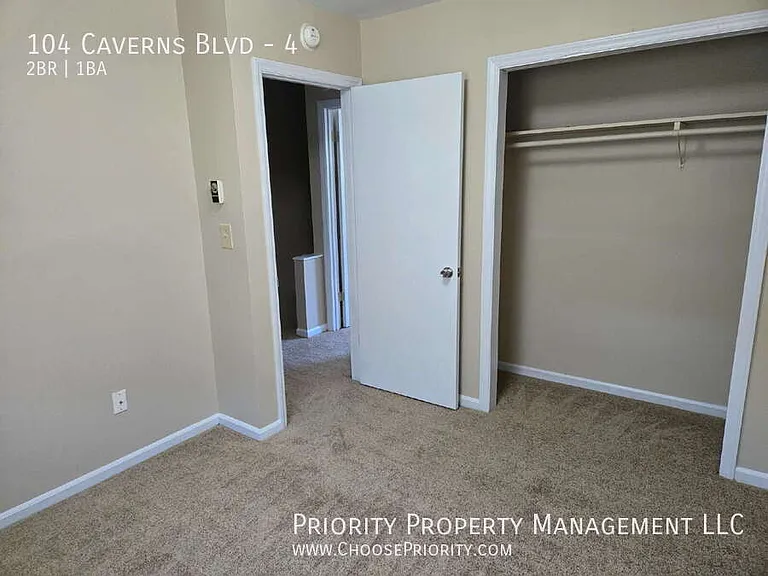 104 Caverns Blvd #4 — Photo 8
