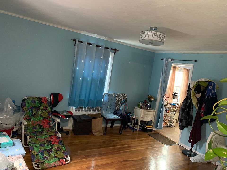 1st image of 81-33 262nd St