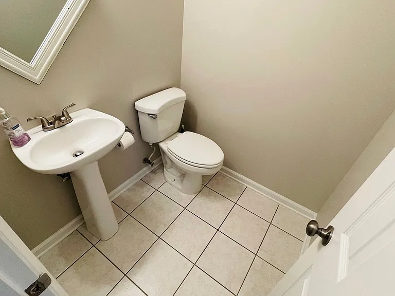 2428 E University Dr #1601 — Photo 12