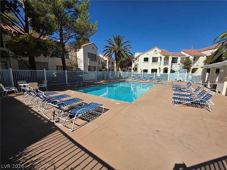 4865 S Torrey Pines Dr #106 — Photo 12