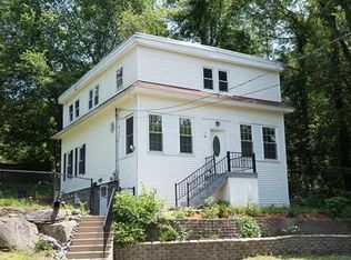 16 Park Hill Rd, Worcester, MA 01607