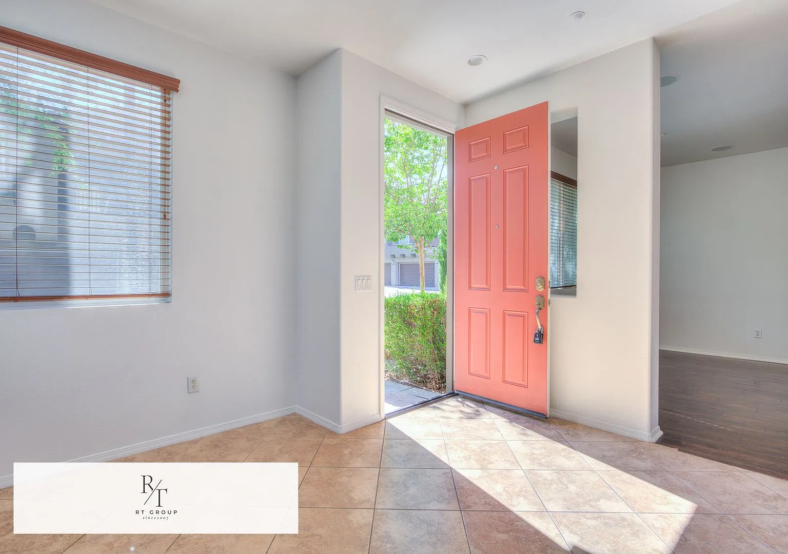 3 Bed | 2.5 Bath Townhome-Moreno Valley School District — Photo 3