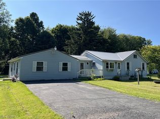 7755 Martin Dr, Conneaut, OH 44030
