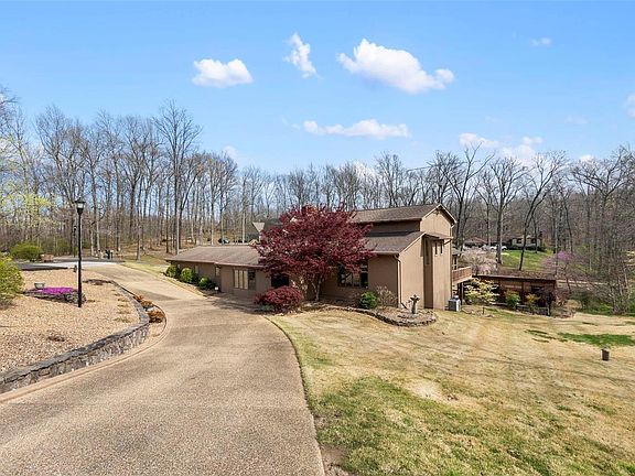 5th image of 234 E Lake Dr