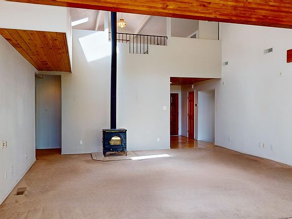 5th image of 75 Barcelona Ave
