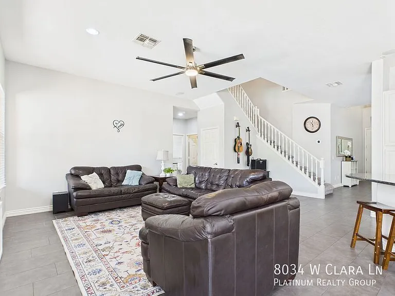 8034 W Clara Ln — Photo 6