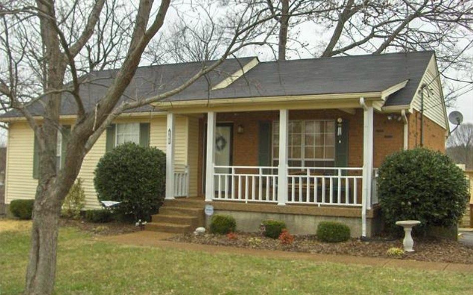 2nd image of 621 Teresa Dr