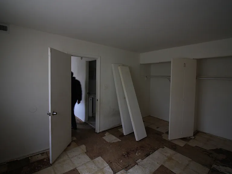 810 Nat Ct — Photo 10
