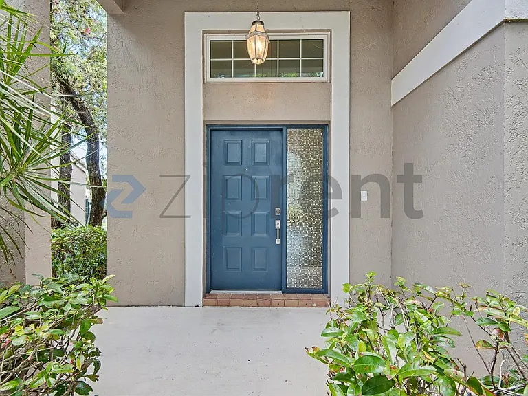 10271 NW 10th Ct — Photo 2