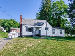 942 Woodside Ave, Ellwood City, PA 16117
