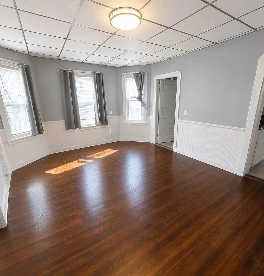 3 bed, 873 sqft, $1,800 — Photo 3
