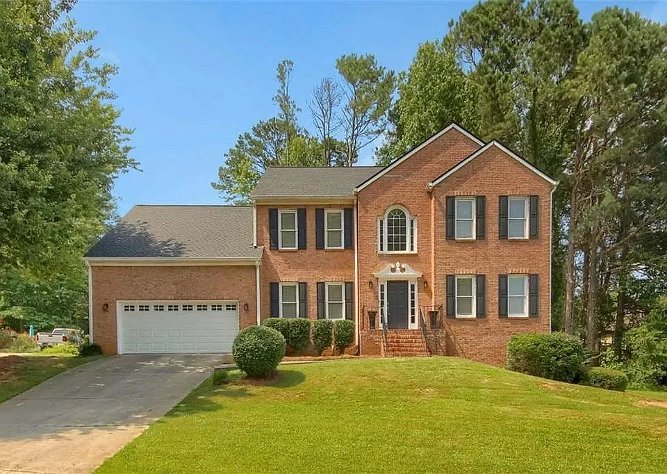 140 Heritage Ct