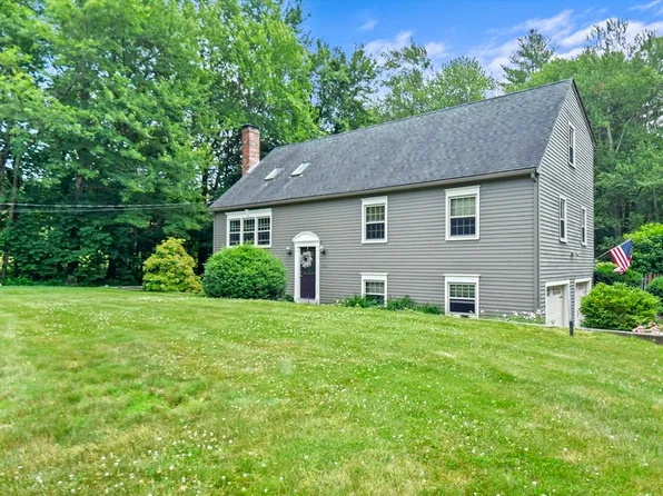 616 Aldrich St, Uxbridge, MA 01569