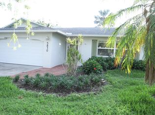 5810 Venetian Blvd NE, Saint Petersburg, FL 33703