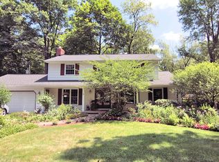 28 Gateway Rd, Fairport, NY 14450