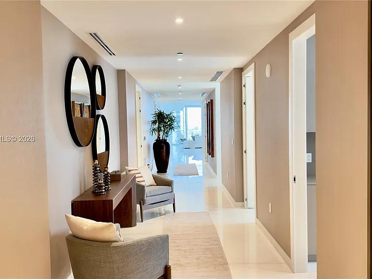 300 Biscayne Boulevard Way #2601E — Photo 17