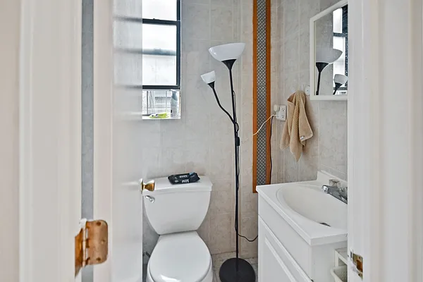 Rented by Compass | media 20