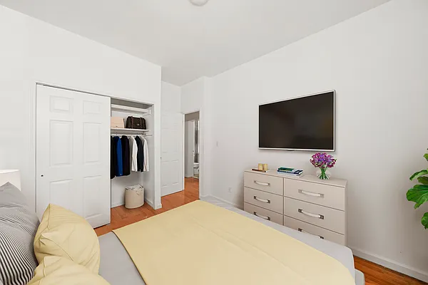 Rented by Vector New York, LLC | media 13